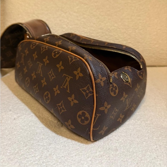 DOPP kit toilet Luis Vuitton - Picture 3 of 6